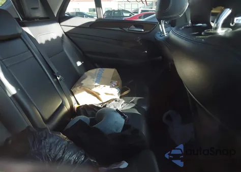 2014 Mercedes-Benz Ml 350 4Matic z USA, uszkodzony, nr VIN 4JGDA5HB0EA428620